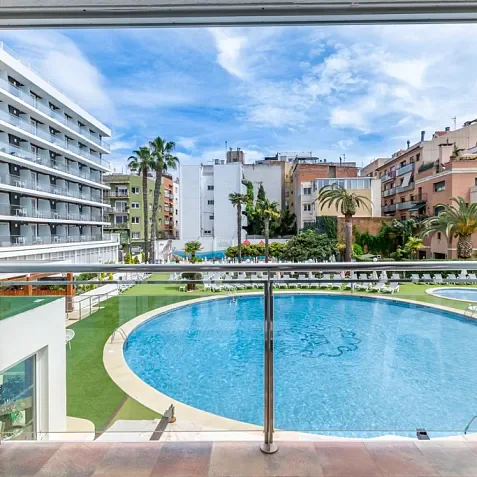 Habitación Doble Estándar vista piscina