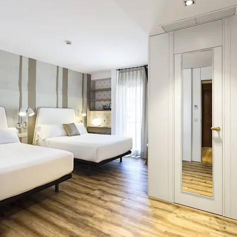 Habitación Familiar Confort vista jardín