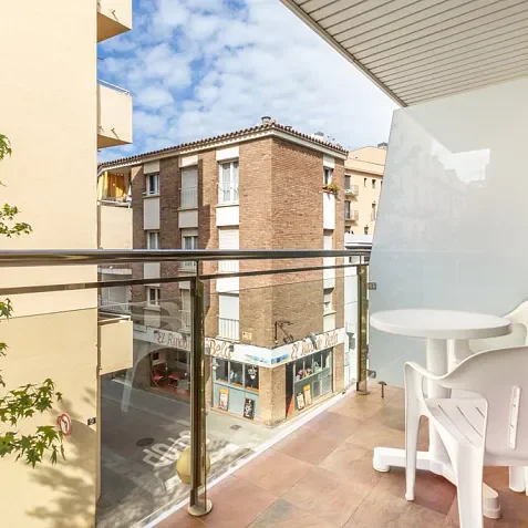 Habitación Triple Estándar vista calle